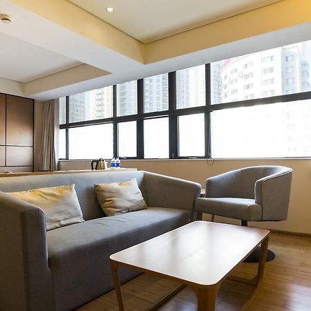 Ji Hotel Shanghai Xujiahui Tianyaoqiao Road Exteriör bild