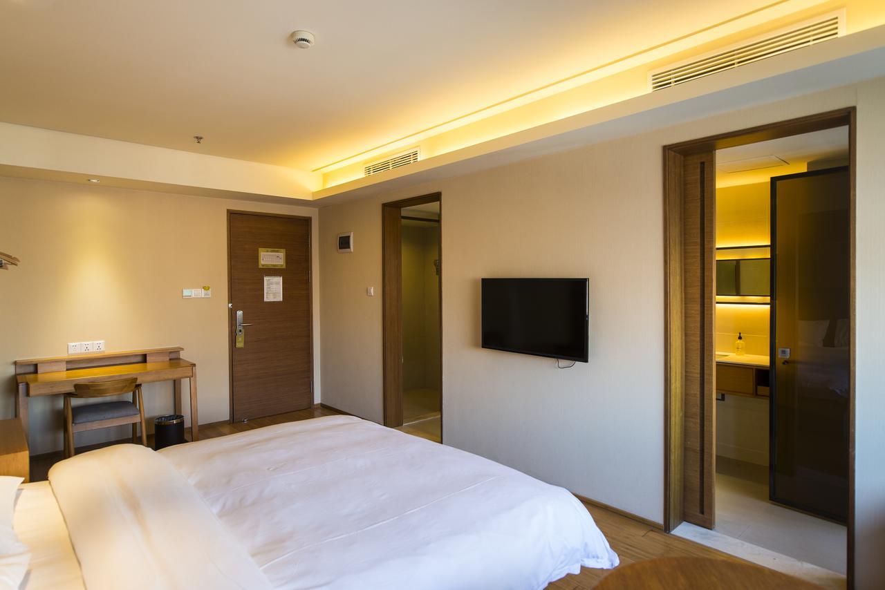 Ji Hotel Shanghai Xujiahui Tianyaoqiao Road Exteriör bild