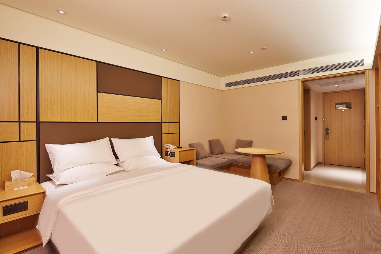 Ji Hotel Shanghai Xujiahui Tianyaoqiao Road Exteriör bild