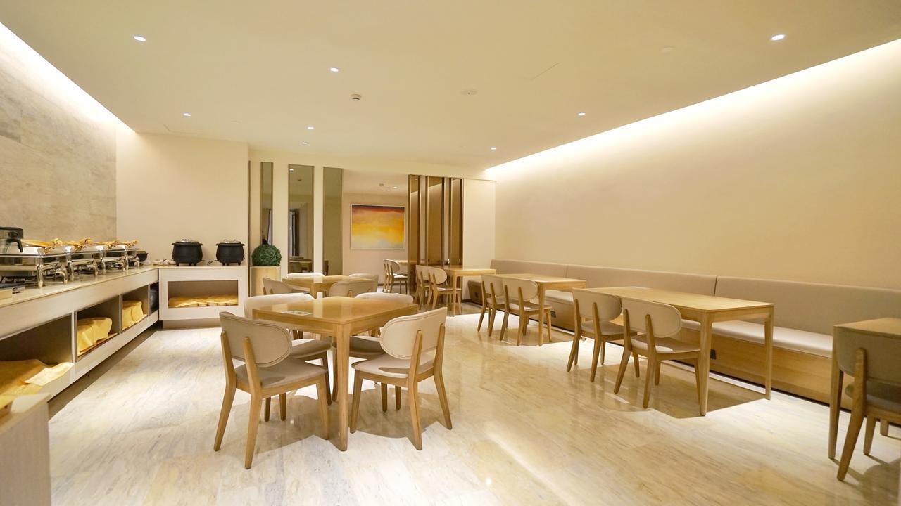 Ji Hotel Shanghai Xujiahui Tianyaoqiao Road Exteriör bild