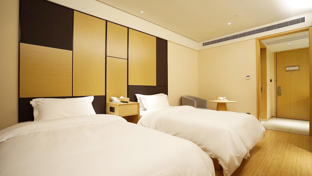 Ji Hotel Shanghai Xujiahui Tianyaoqiao Road Exteriör bild