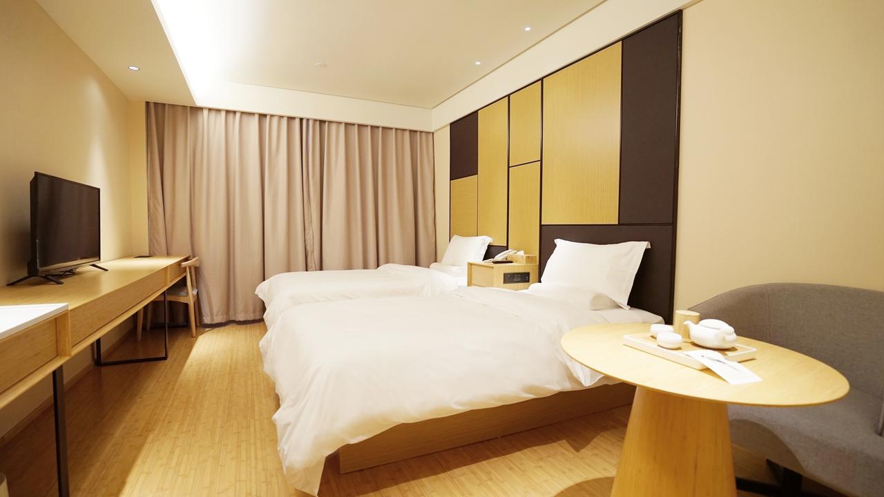 Ji Hotel Shanghai Xujiahui Tianyaoqiao Road Exteriör bild
