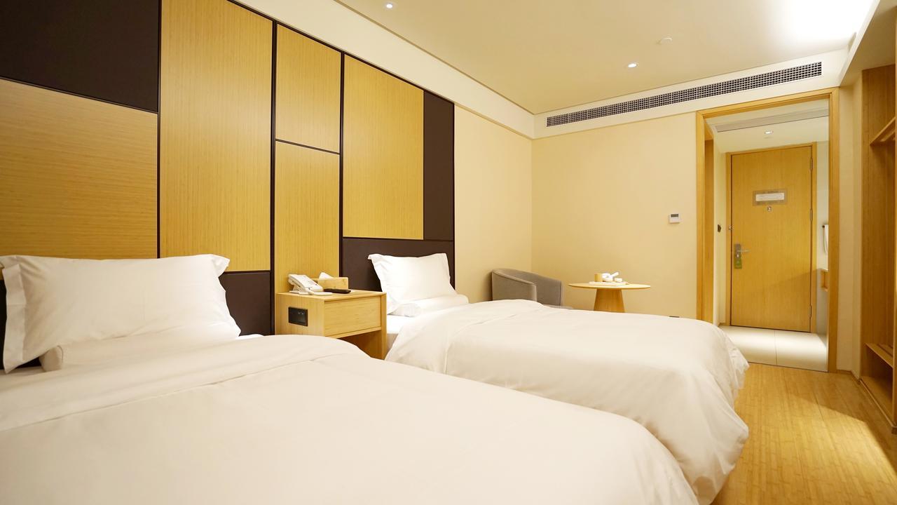 Ji Hotel Shanghai Xujiahui Tianyaoqiao Road Exteriör bild